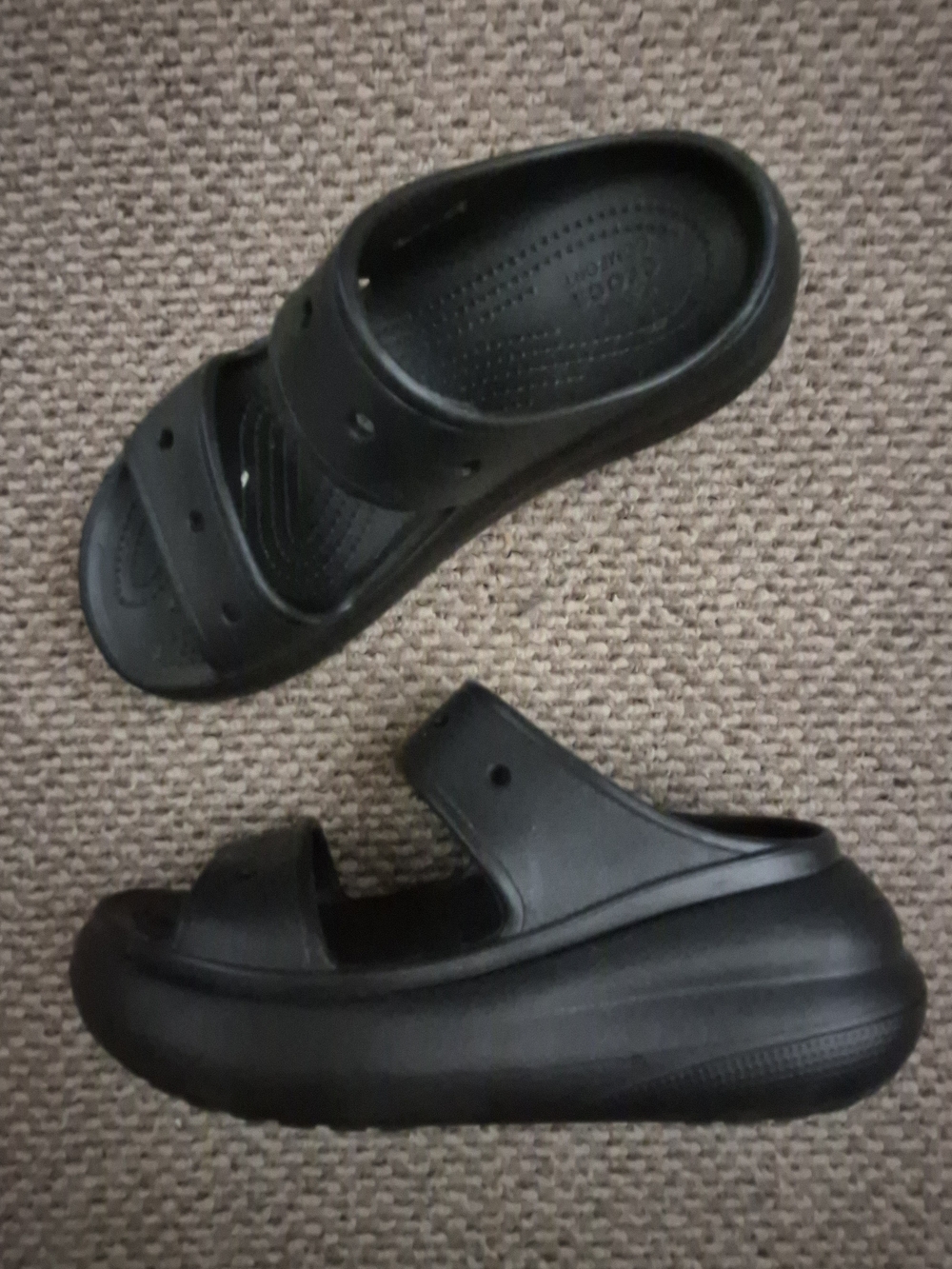 CROCS Women’s Black Platform Sandals Slide Mules